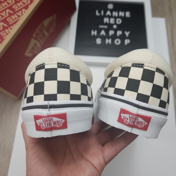 VANS CLASSIC SLIP-ON CANVAS SHOES - Picture 5 of 8